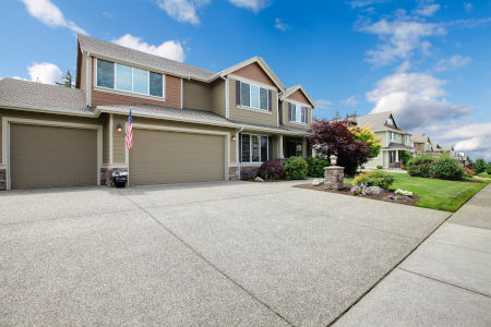 Elevate Your Home's Exterior with Professional Driveway Washing Thumbnail